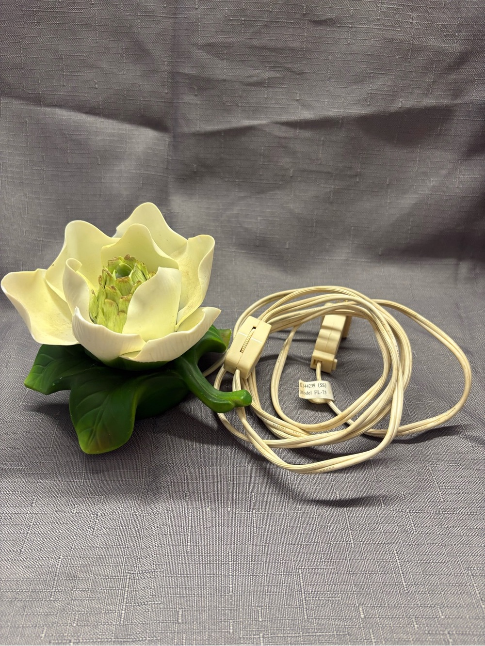 Vintage Magnolia Night Light Porcelain Flower Light!
